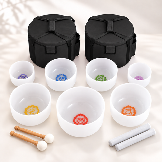 Kristall-Klangschalen Set Chakra – 7 mattierte Schalen mit farbigen Chakra-Symbolen, 432 Hz, mit Zubehör